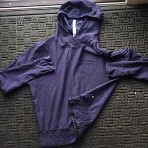 Lululemon navy blue pull over